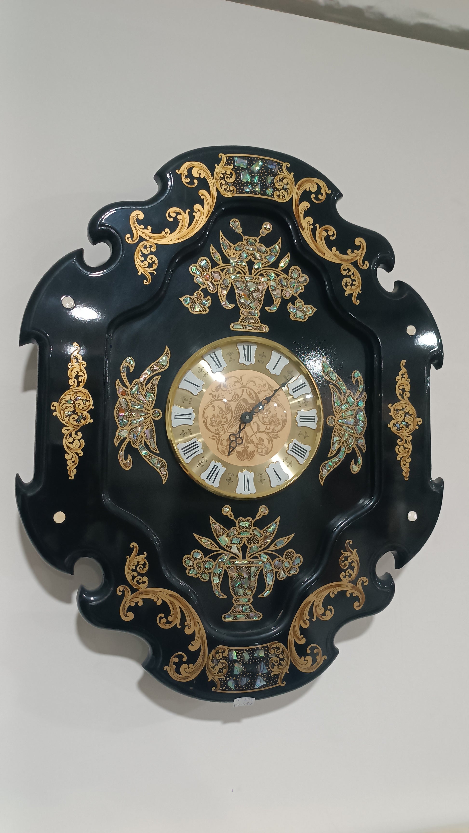 Reloj decorativo de pared inspirado y refinado al estilo Napoleón III