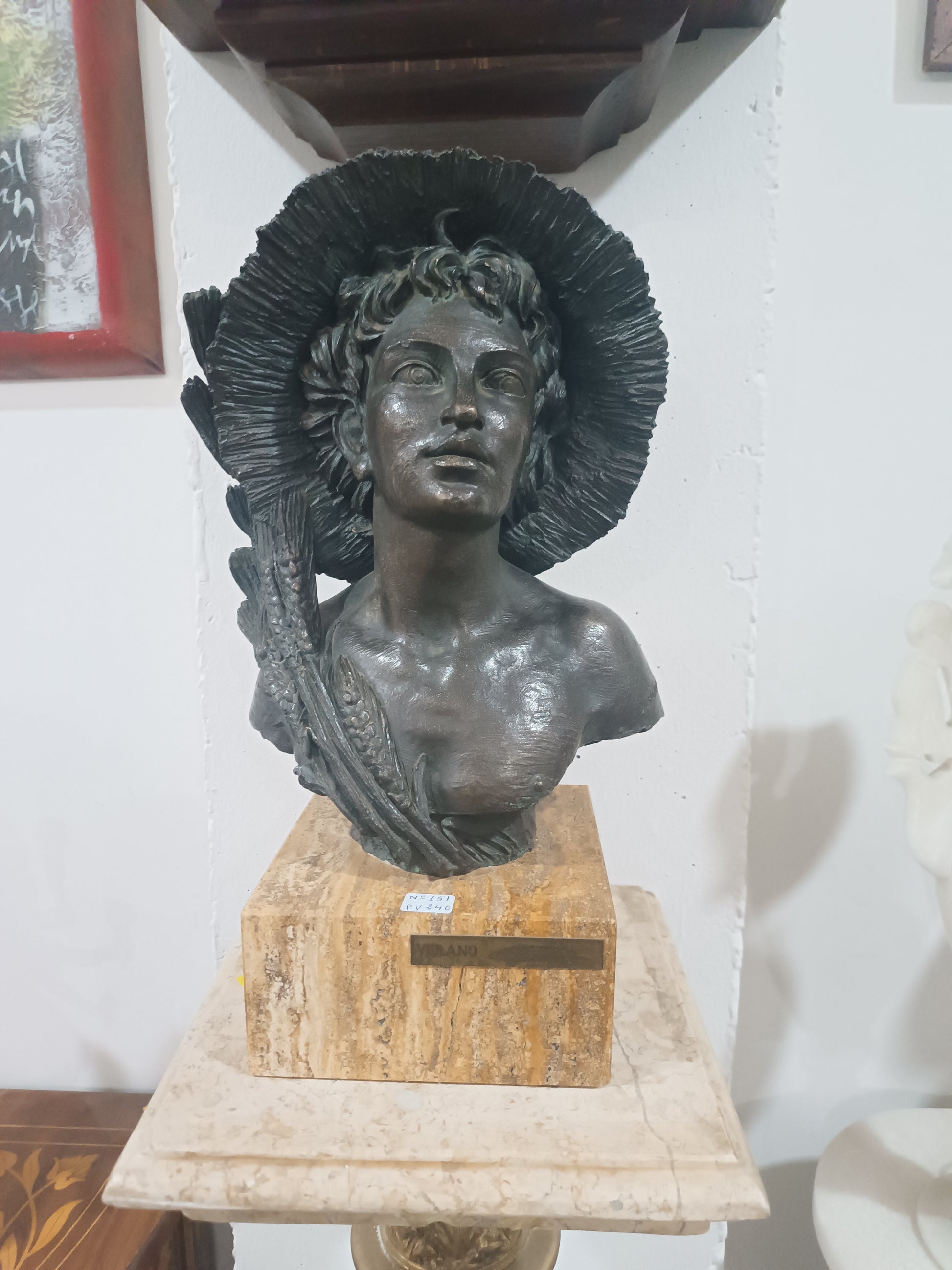 Busto Bronce Verano de M.Senserrich