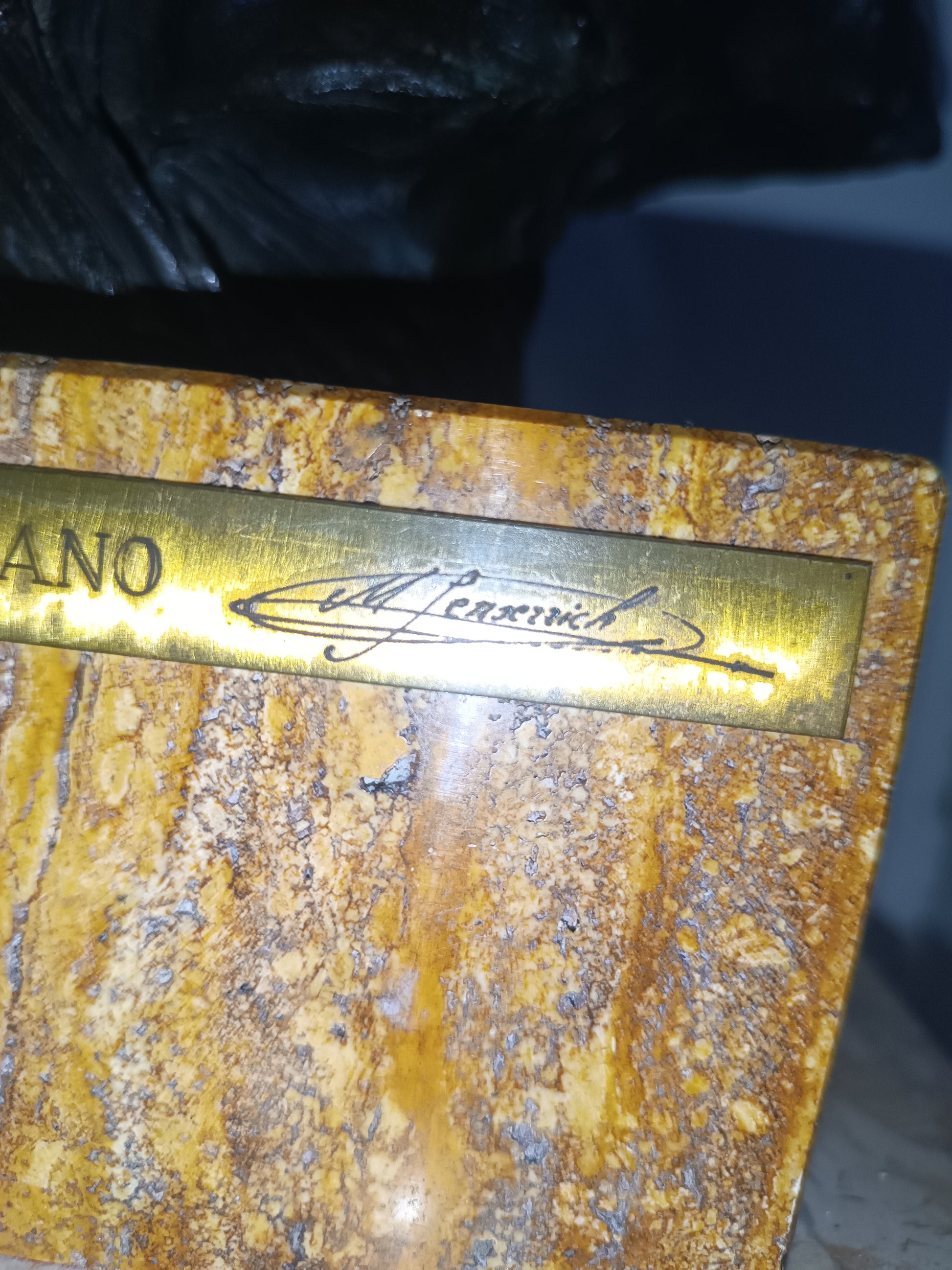 Busto Bronce Verano de M.Senserrich