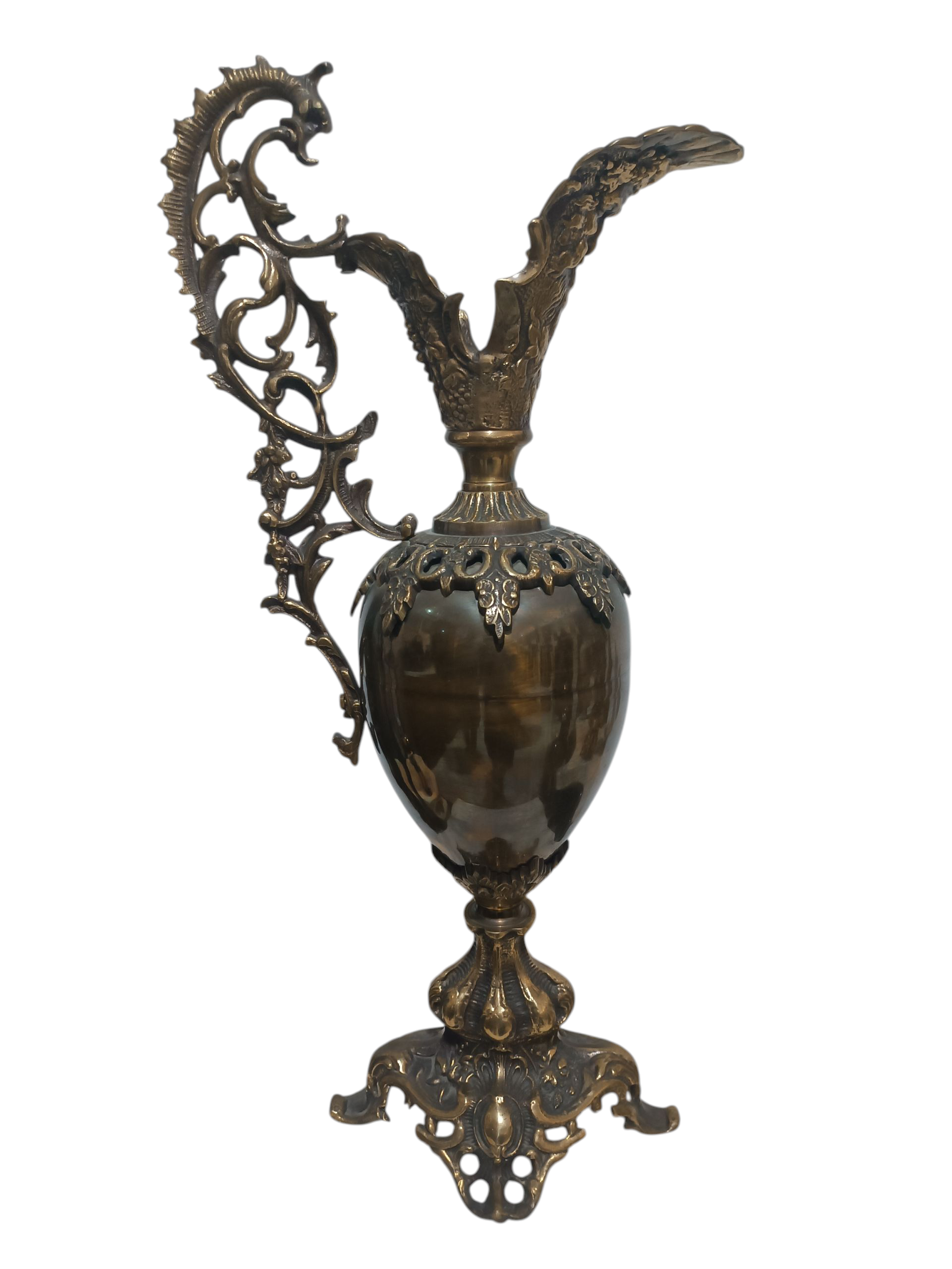 Jarra de bronce con rostro mitológico
