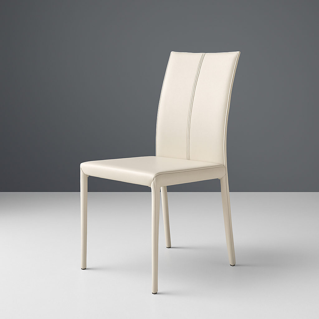 Silla Luis Maroto modelo Daisy en polipiel elegante